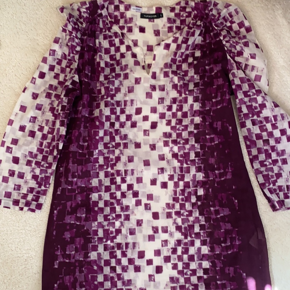 Graphic design, puffed sleeves